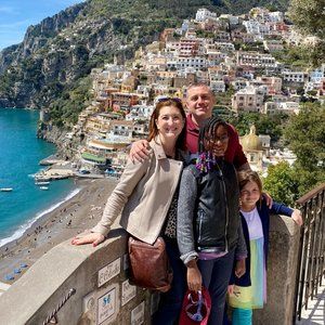 Meet your Posher, Lisa marie